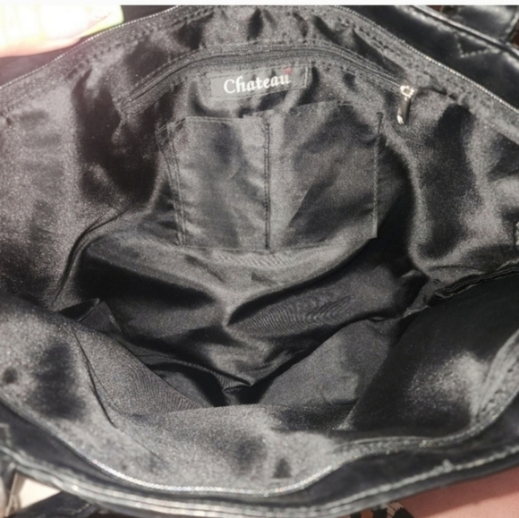 NWT CHATEAU BLACK ZIPPER BAG - Picture 3 of 3